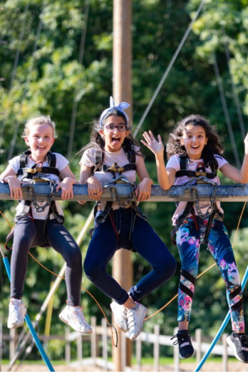 Camapamentos en inglaterra de aventura para jóvenes